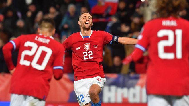 队在分析比 队在分析比